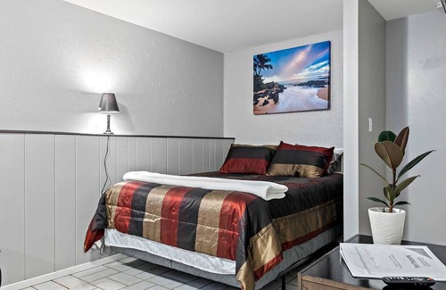 Aurora Apartment | Studio Apartment Unit F by PMI