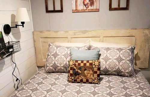 Lufkin Cabin | Blue Barn Tiny Home