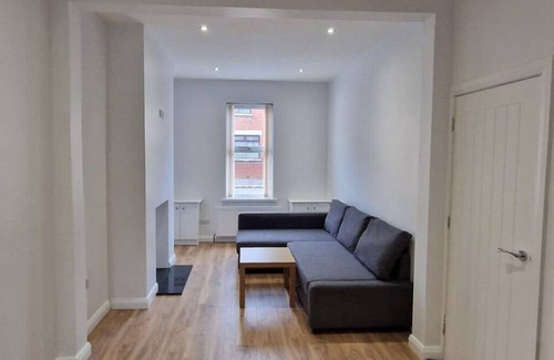 Belfast House | Luxurious Brand New Family Home