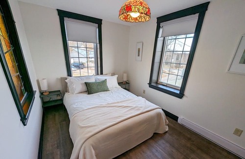 Canning Apartment | Beautiful River View Apartment in Wine Country