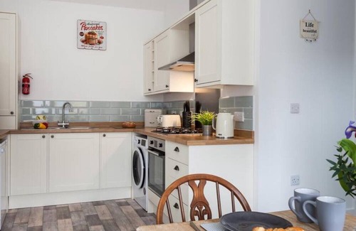 Saint Erth Praze House | Country Barn/Parking/Outdoor Space/Beaches, Marazion, Hayle 4 mile/St Ives 7mile