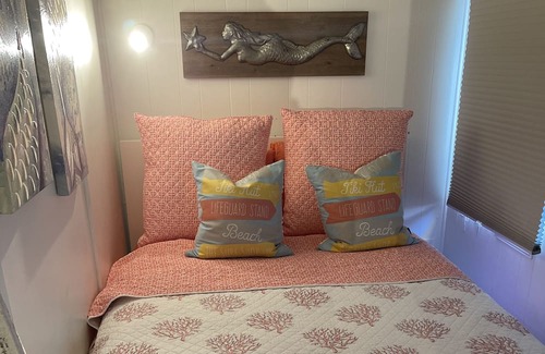 Layton House | Outdoor Resorts at Long Key. Trailer in gated community, pool, 3 bedrooms.