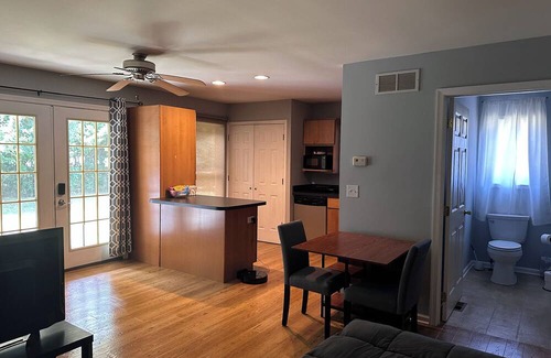 Milford House | Detached in law suite. Murphy bed, close to the hospital, 20 mins from the beach