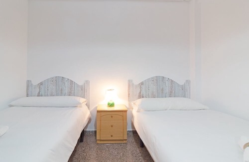 Port de Sagunt Apartment | Global Properties: Centrally located 3 bedroom flat in Puerto Sagunto