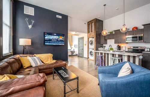 Over-the-Rhine Apartment | Luxury OTR Condo CLEAN, CABLE, WIFI, LOCATION!