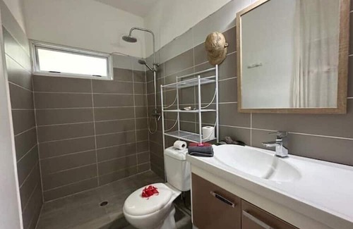 Taiarapu-Ouest House | Anapa’s Studio