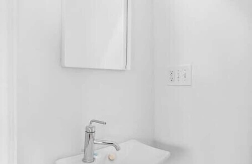 Butchertown Apartment | NuLu Vista: Modern, Views, Prime Locale