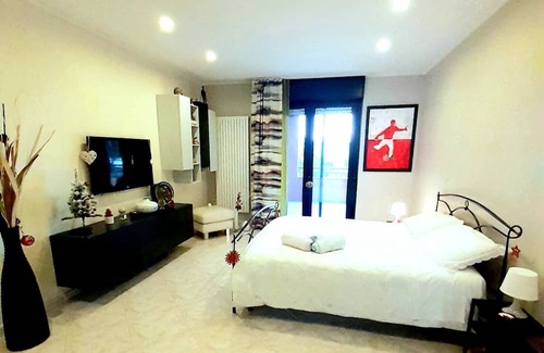 Municipio 3 Apartment | Apartment 'Le Terrazze Di Nettuno' with Private Terrace, Wi-Fi and Air Conditioning