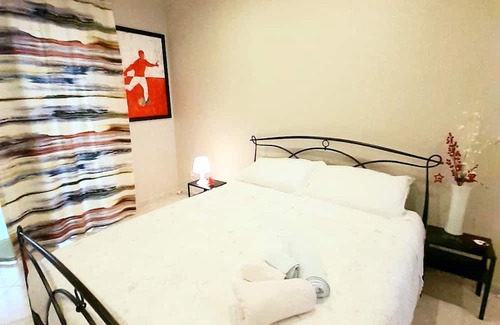 Municipio 3 Apartment | Apartment 'Le Terrazze Di Nettuno' with Private Terrace, Wi-Fi and Air Conditioning