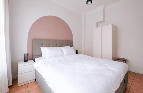 Maltepe Apartment | Flat w Balcony 4 min to Maltepe Coast