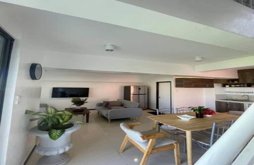 Mactan Export Processing Zone Apartment | The Suite at the Mactan Airport