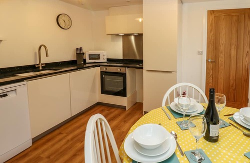 Richmond Cottage | THE OLD MILK HOUSE, pet friendly, with open fire in Eppleby