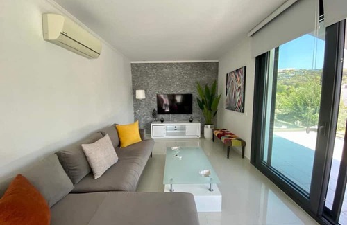 Dagbelen Apartment | 2 Bedroom Flat In Yalikavak 5 Minutes Walking Distance to the Sea