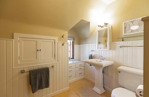 University District House | Stunning Craftsman-era house in the tree-line University District near downtown