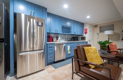 Newington Apartment | Comfy&Spacious 1BD Springfield VA Basement Suite with Kitchenette