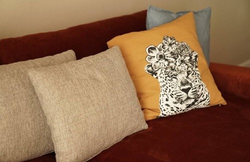 West Hollywood Bed & Breakfast | Luxury Oasis in WestHollywood:Free parking & pool
