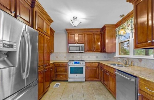 Highland Historic District Apartment | Charming Historic Highland Home