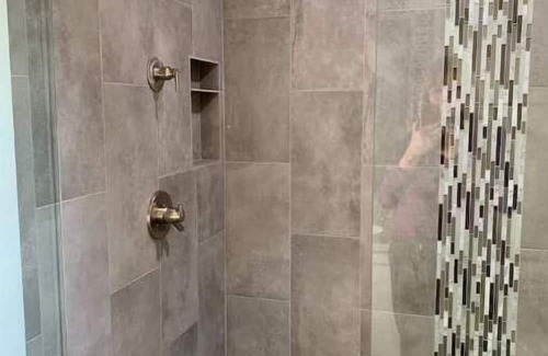 Warren Apartment | Secluded Luxury Escape 30 Minutes From Portland