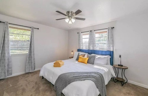 Haltom City House | Prime Location, Minutes from down town Ft Worth!