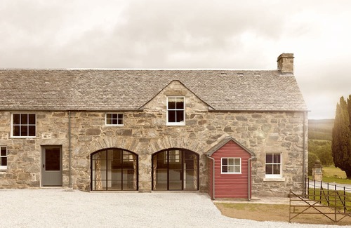 Calvine Apartment | Two-Bedroom Cottage with recreational space.