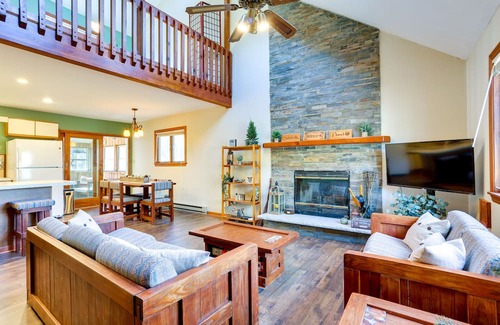 Lackawaxen Cabin | Rustic Masthope Mountain Retreat w/ Private Sauna!