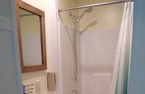 True Cabin | Cozy Cabin By The Pipestem Creek. Pet-Friendly!