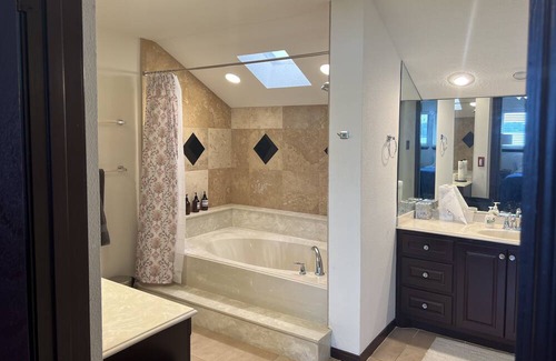 Seven Coves Condo | Cozy 2 story lake retreat w/ lake views 2/2. Relax, unwind or cast your line.