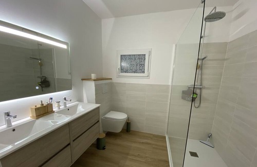 Saint-Sulpice-de-Royan House | Maison de Plein-pied Tout Confort Accueillant de 4 à 6 Personnes