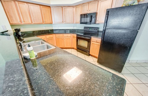 Downtown Myrtle Beach Condo | 2BR Pools, Views, Direct Oceanfront, Bay View!