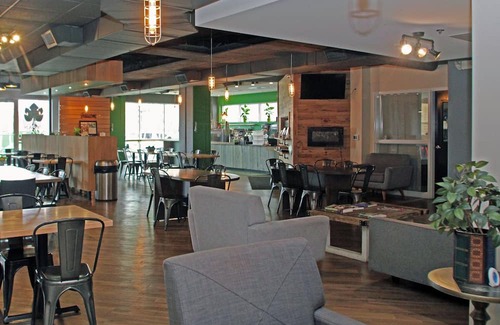 Downtown Indianapolis Apartment | New 1 bedroom listing located Downtown, Indianapolis steps from the CANAL WALK.