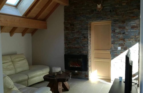 Saint-Laurent-en-Grandvaux House | Gîte Indépendant Dans Maison Propriétaires