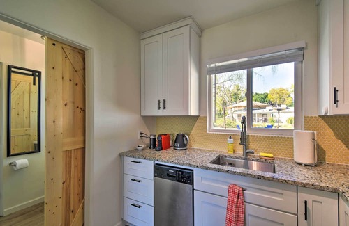 Alhambra House | Pet-Friendly Phoenix Home: Breezeway & Fenced Yard