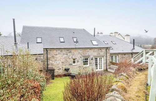 Loch Tay Cottage | Unique two bedroom cottage in Highland Perthshire