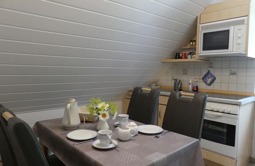Ihlow Apartment | Vacation apartment Mansholt - Holiday home Mansholt