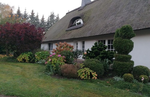 Witzin Cottage | Cottage 'Haus Am See' with Private Terrace, Private Garden and Wi-Fi