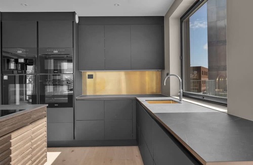 Tromso Apartment | The Penthouse - Premium Penthouse with views