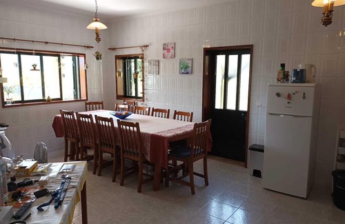 Sande Cottage | Vacation home - Douro Valley - with terrace. Pets accepted.