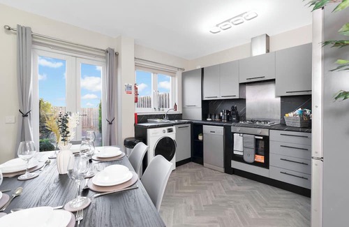 Duloch House | Our inviting home is designed for comfort, practicality, and style — a relaxing retreat for up to 6 guests.