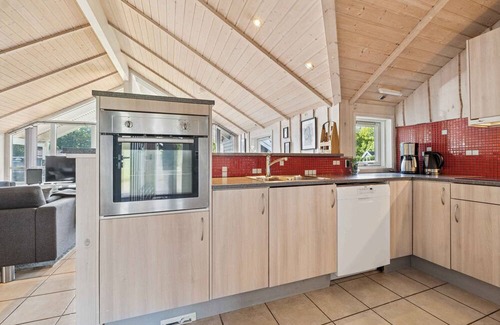 Pøt Strandby House | Dog-friendly cottage near beach and nature