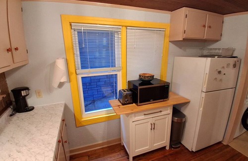 Mount Gretna Heights Cottage | Delightful cottage with AC and Heat in charming Mount Gretna for year-round FUN!