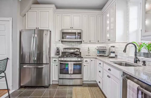 Brewerytown Apartment | 5-Star Charming Philly Townhouse in Museum Area