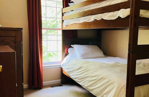 Darnestown House | Charming Town House in Fantastic Gaithersburg