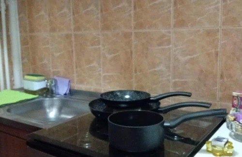 Iasi Apartment | 3 bedroom apartment iasi 5 min from airport