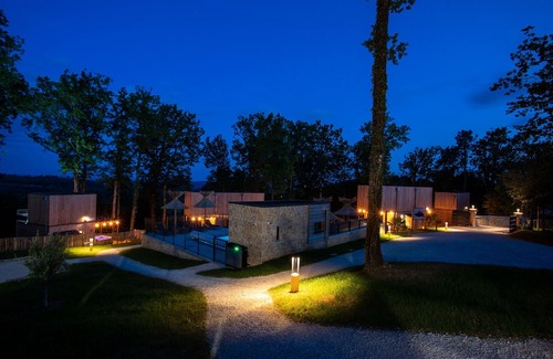 Sarlat-la-Caneda Resort | Le Pech Eternel – Master Suite La Truffière