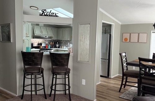 Wentworth House | Lakefront property