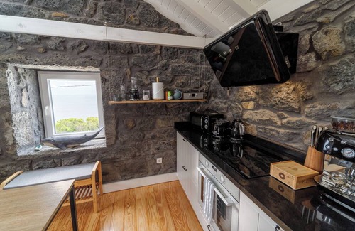 Lajes do Pico Cottage | BIOMA Adega - Gourmet Stay