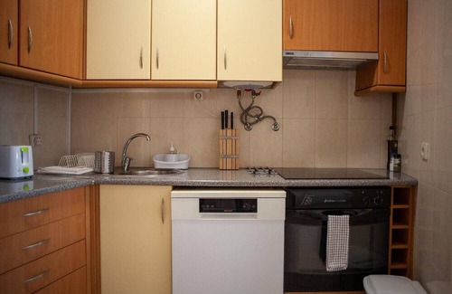 Cova da Piedade Apartment | Just4u Apartment 2 With AC Near Lisbon and Beach