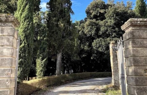 Trequanda Villa | Borgo Belsedere -Perfect for Family-Reunions, Retreats, intimate Weddings & more