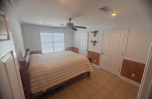 Panola County Cabin | Private Lake Lodge on 104 acres with bar, pool table, shuffle board and more!