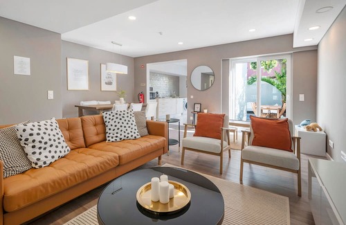 Angra do Heroismo Apartment | Room 'Suite Dupla - Navegador' with Shared Terrace and Wi-Fi